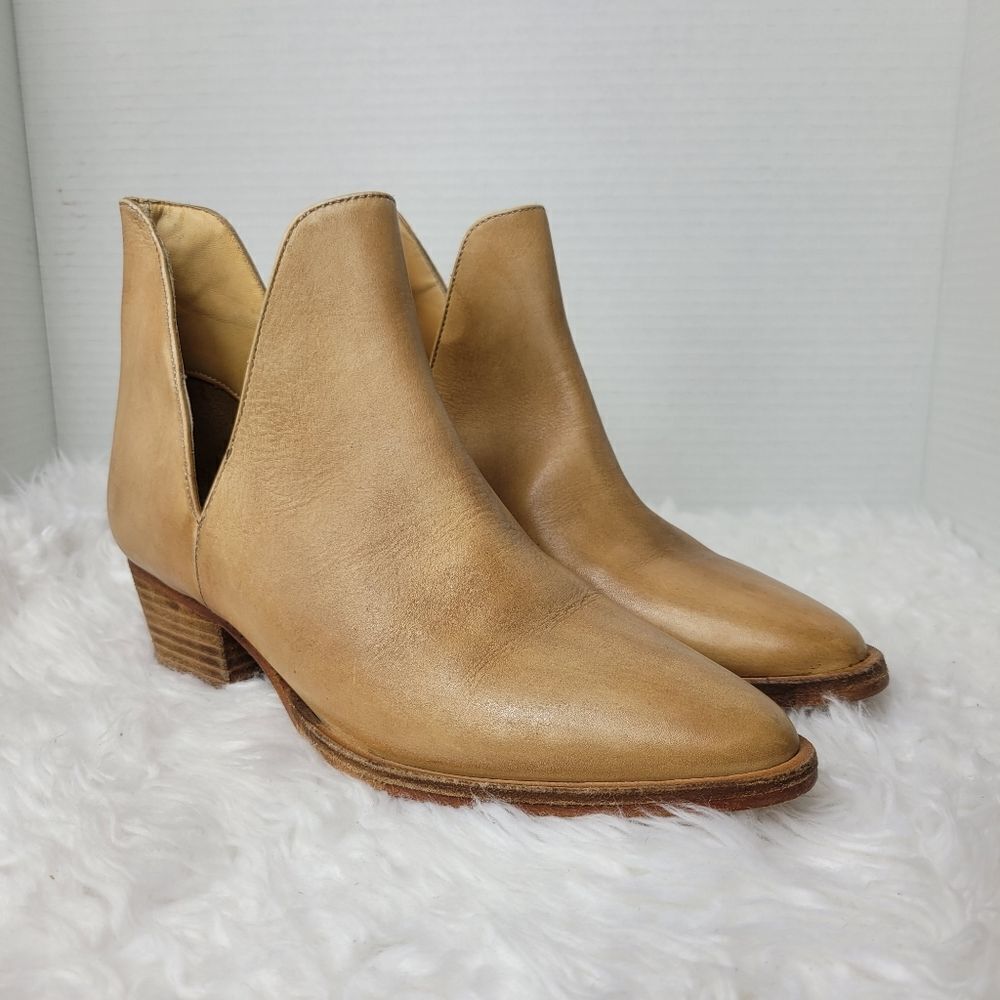 Free People Charm Double V Womens Size 6.5 Brown Leather Western Ankle Boots